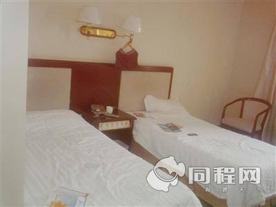 北京奥亚酒店图片客房/床[由13999gjeqkg提供]