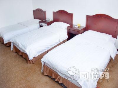 上海物华假日酒店图片三人房（内宾）