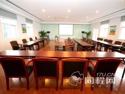 武汉V9假日连锁酒店（新华小路总店）图片会议室
