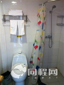 上海桂松宾馆图片客房/卫浴[由135722HLL提供]