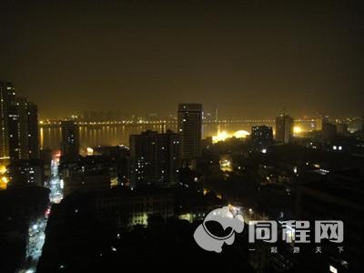 武汉凯宾连锁酒店兰陵公馆图片周围环境[由806070912_363328提供]