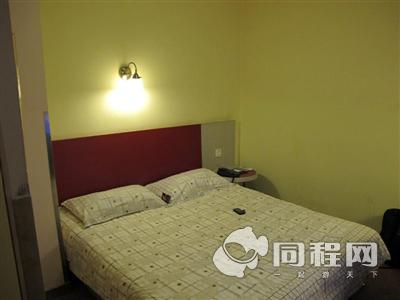 上海莫泰168连锁酒店（大宁国际商业中心共和新路店）图片客房/房内设施[由13512akpcko提供