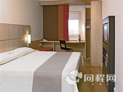 潍坊青年宜必思酒店图片大床房