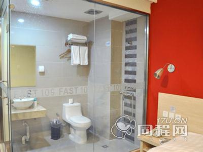 芜湖弗思特连锁旅店（中和路步行街店）图片浴室
