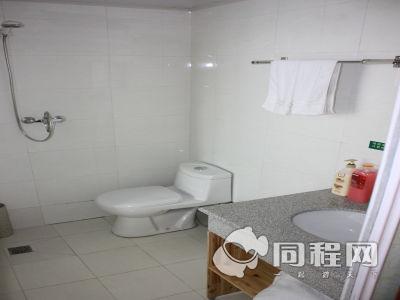 黄山天语生态商务酒店图片洗手间