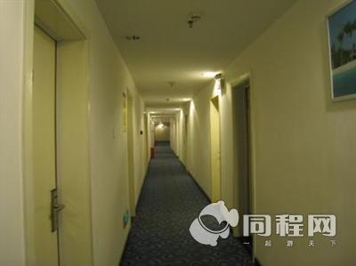 贵阳7天连锁酒店（中华南路店）图片走廊[由飞在自己的天空提供]