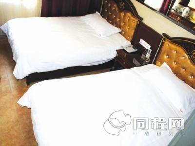 南京春常在假日酒店（新街口店）图片商务双床间