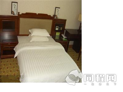 衡阳南岳衡山物华宾馆图片大床