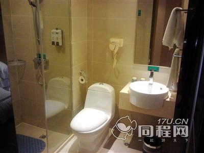 武汉城市便捷酒店（百步亭店)图片浴室