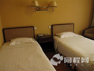 北京金泰之家连锁酒店（金玉元店）图片客房/床[由13805wtkdze提供]