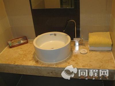 西安莫泰168连锁酒店（钟楼北大街地铁站店）图片洗手池[由13421gmdbqh提供]
