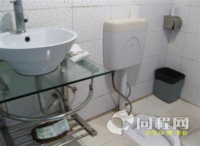 广州家园连锁酒店（流花家园店）图片客房/卫浴[由13233yslcst提供]