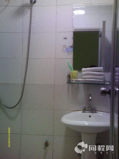 武汉忆缘酒店公寓图片浴室[由15006iomzph提供]