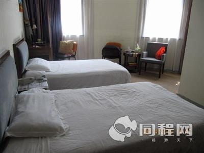 上海久悦商务酒店（卢湾店）图片客房/床[由15960fjeslr提供]