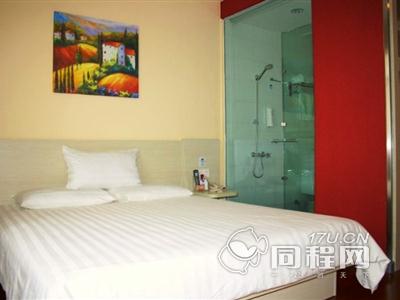 深圳汉庭酒店（宝安机场店）图片高级大床房