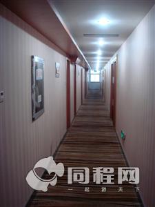 黄山华府大酒店图片走廊[由鱼在游0217提供]