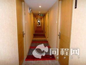 北京飘HOME连锁酒店（定慧桥店）图片走廊[由15810uazlpn提供]