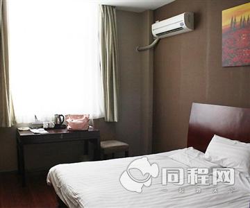 上海汉庭酒店（江浦路店）图片客房/床[由13091skgyij提供]