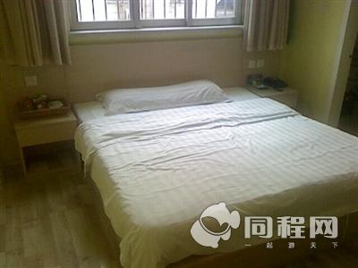 南京星E站快捷酒店图片客房/床[由8571提供]