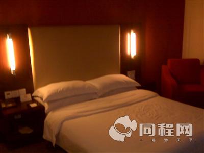 杭州凯恩居易酒店（原速8和平广场店）图片双人床[由13586znzhjo提供]