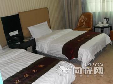 广州新鹏宾馆图片标准双床房（内宾）