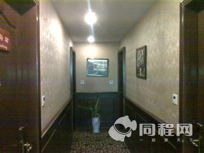 上海裕邸精品酒店图片走廊[由13861zjiqel提供]