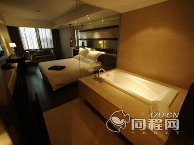 桔子水晶酒店（上海公平路北外滩店）图片豪华大床房