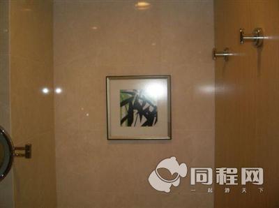 香港帝景酒店图片客房/卫浴[由13971prjzpd提供]