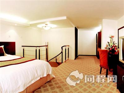 上海星程利津加州酒店图片复式房