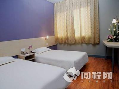 杭州怡莱连锁酒店（西湖龙翔店）图片双床房