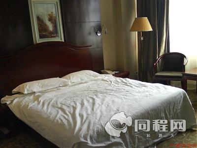 长沙汇富酒店图片客房/床[由winlier提供]