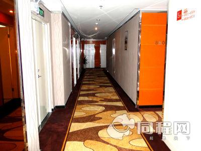 深圳尚客优快捷酒店（龙岗南联店）图片走廊