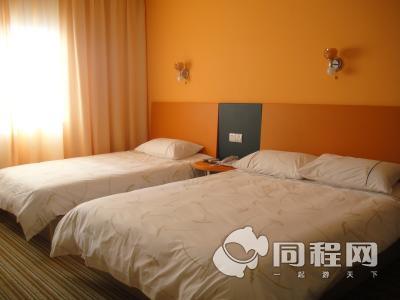 镇江莫泰168连锁酒店（金山公园长江路店）图片双床间