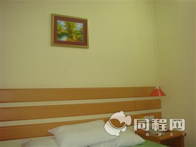上海如家快捷酒店（南京东路外滩中心店）图片商务大床房壁画[由13879qqzvvr提供]