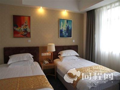 上海汉庭全季酒店（浦东金桥碧云店）图片高级双床房