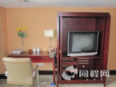 上海海阔天空大酒店图片客房/房内设施[由13629mknqco提供]