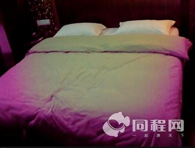 武汉咸丰宾馆图片客房/床[由13856abgihd提供]
