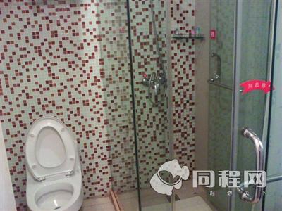 上海莫泰168连锁酒店（五角场万达广场店）图片客房/卫浴[由喜歡貓de魚提供]