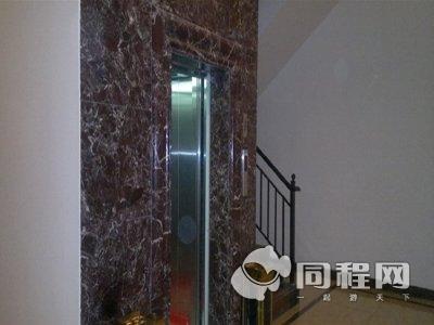 三亚凤珠海景酒店图片电梯