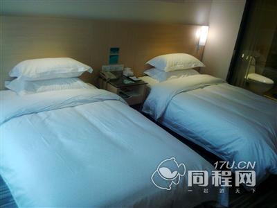 武汉城市便捷酒店（百步亭店)图片商务双床房（内宾）