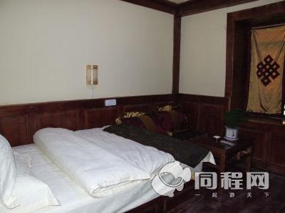 迪庆香格里拉高原红酒店图片单人房