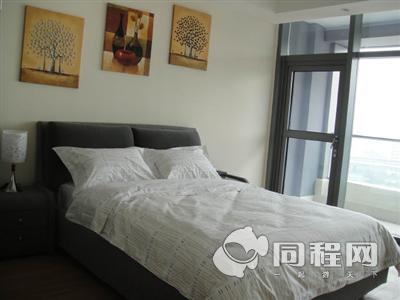 广州铂晶威尼国际公寓酒店图片商务城景大床房