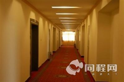 北京裕民楼上楼宾馆图片走廊