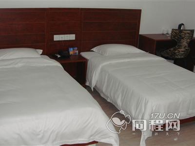 深圳顺六酒店图片标准双人房(无窗)