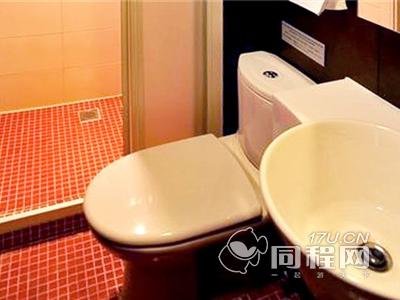 香港红茶馆酒店（机利士南路店）图片浴室