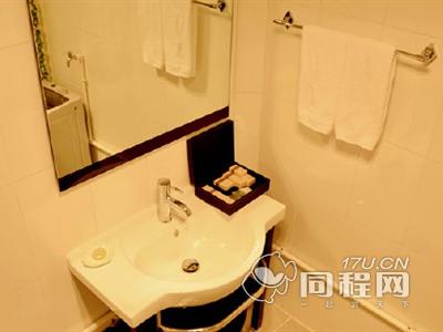 蓬莱斯维登度假公寓（海郡壹号店）图片浴室