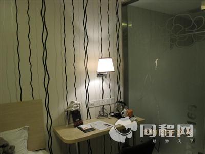 常熟莫泰168连锁酒店（客运总站招商城店）图片客房/房内设施[由TFXPRO提供]