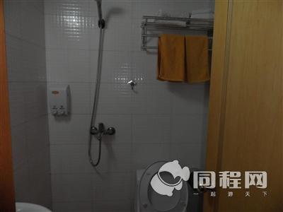 上海都市假日酒店（全红店）图片客房/卫浴[由13510nicdzo提供]