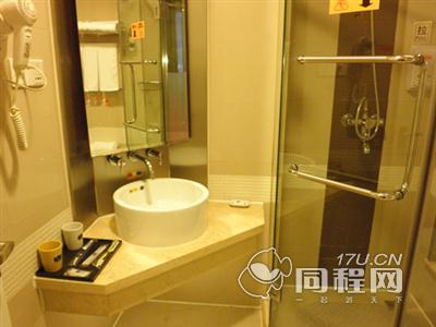 上海如家快捷酒店（人民广场金陵东路店）图片浴室