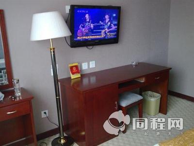 济南儒雅国际大酒店图片客房/房内设施[由13562vbnqzi提供]